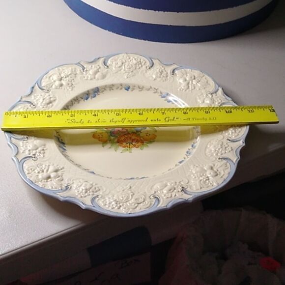 Vintage Crown Ducal A2913 Floral Embossed Cream and Blue Plate - Picture 5 of 8